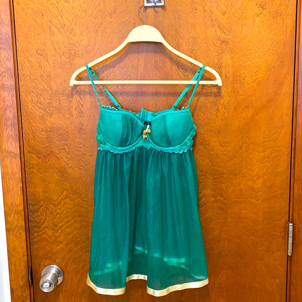Victoria secret sexy little things size 34B